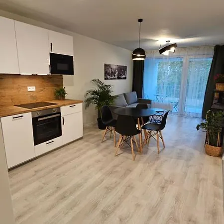 Apartamento 2 With Terrace, 2ak Bratislava